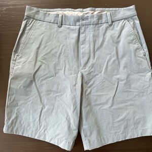Vineyard Vines Light Blue/Grey Never Worn Men's Flat Front Shorts